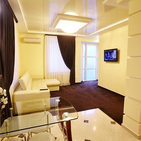 Ultra Central Park Apartments Chisinau Ngoại thất bức ảnh