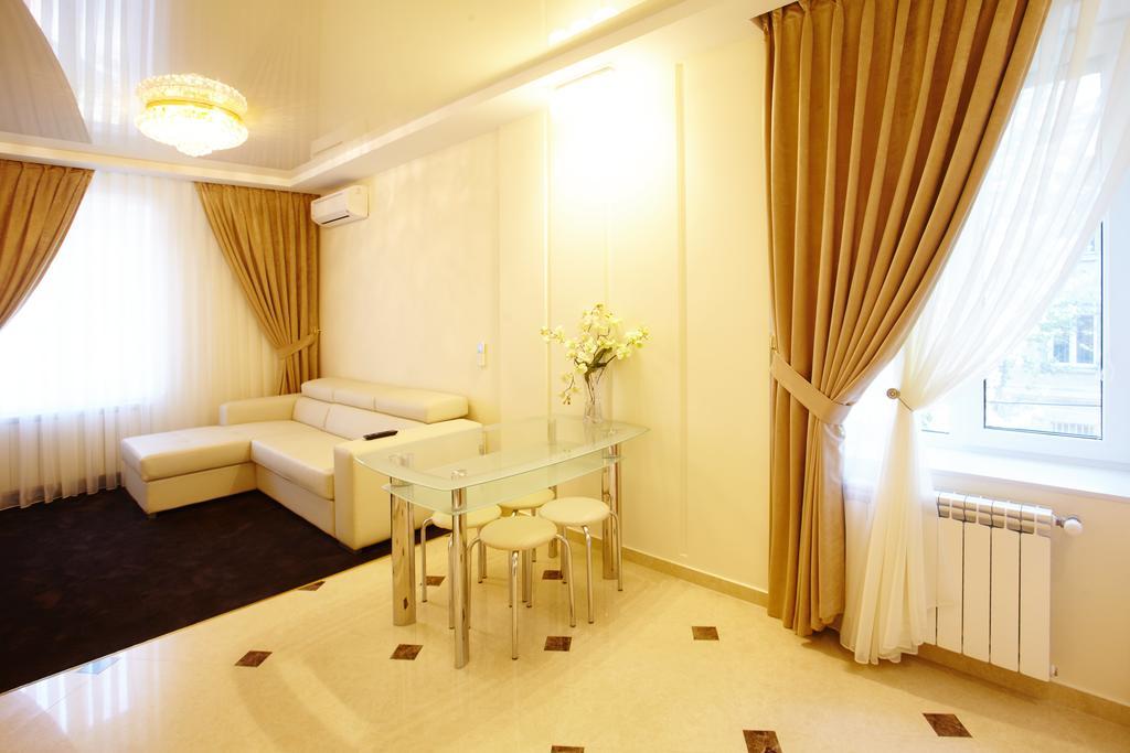 Ultra Central Park Apartments Chisinau Ngoại thất bức ảnh