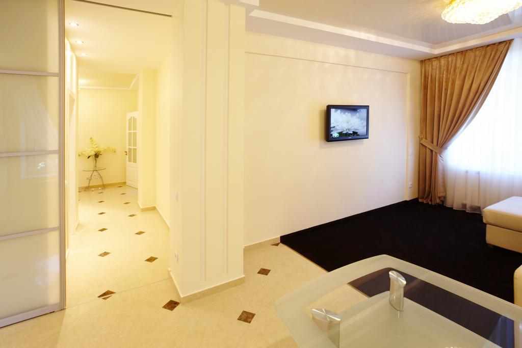 Ultra Central Park Apartments Chisinau Ngoại thất bức ảnh