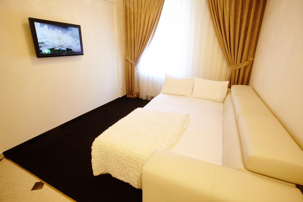 Ultra Central Park Apartments Chisinau Ngoại thất bức ảnh